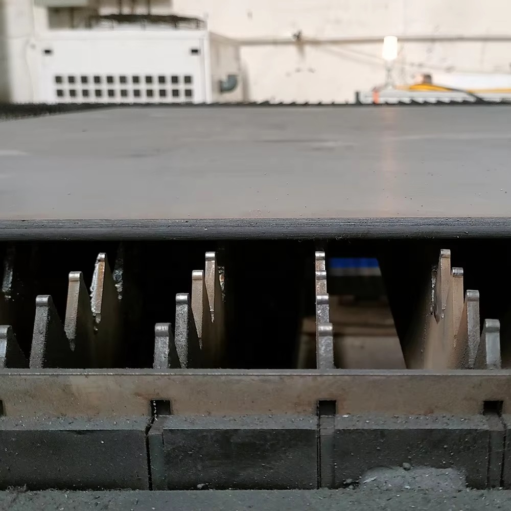 Endüstriyel 6000W Fiber Lazer  - Industrial Laser Cutter For Metal incelemesi ve fiyatı